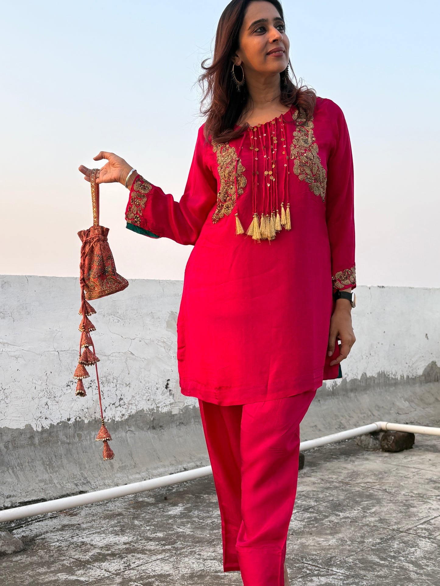 Fuchsia Pink Elegance – Pure Crepe Salwar Suit